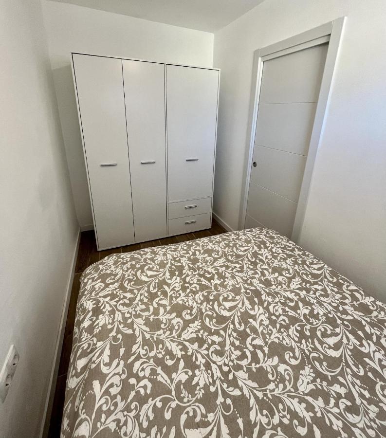 Tar11D: Sea View Studio with Smart TV in City Center Torremolinos Exterior photo